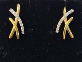 18KT Gold Tops Studded with Diamond – RJ-016